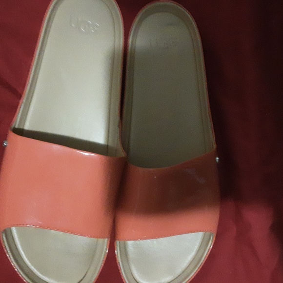 Sandal - Picture 3 of 3